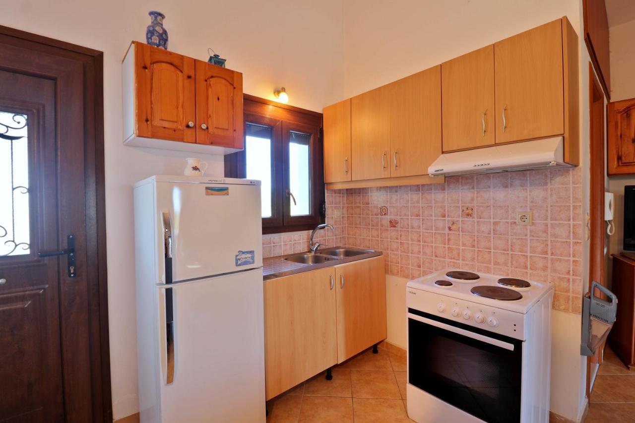 Megris Country Houses Vingláfia Екстериор снимка